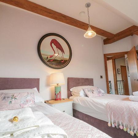 Hilltop House Villa Файли Екстериор снимка