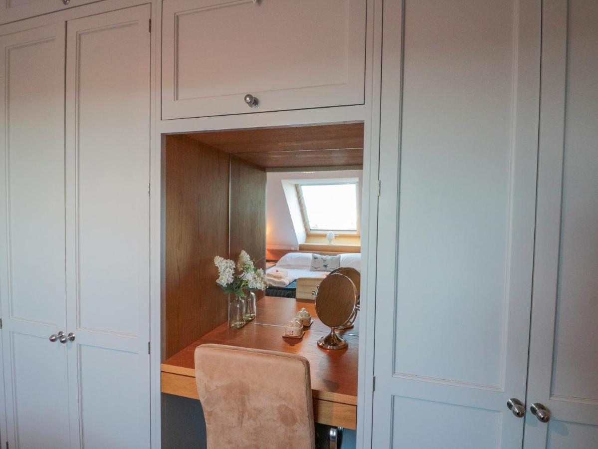 Hilltop House Villa Файли Екстериор снимка